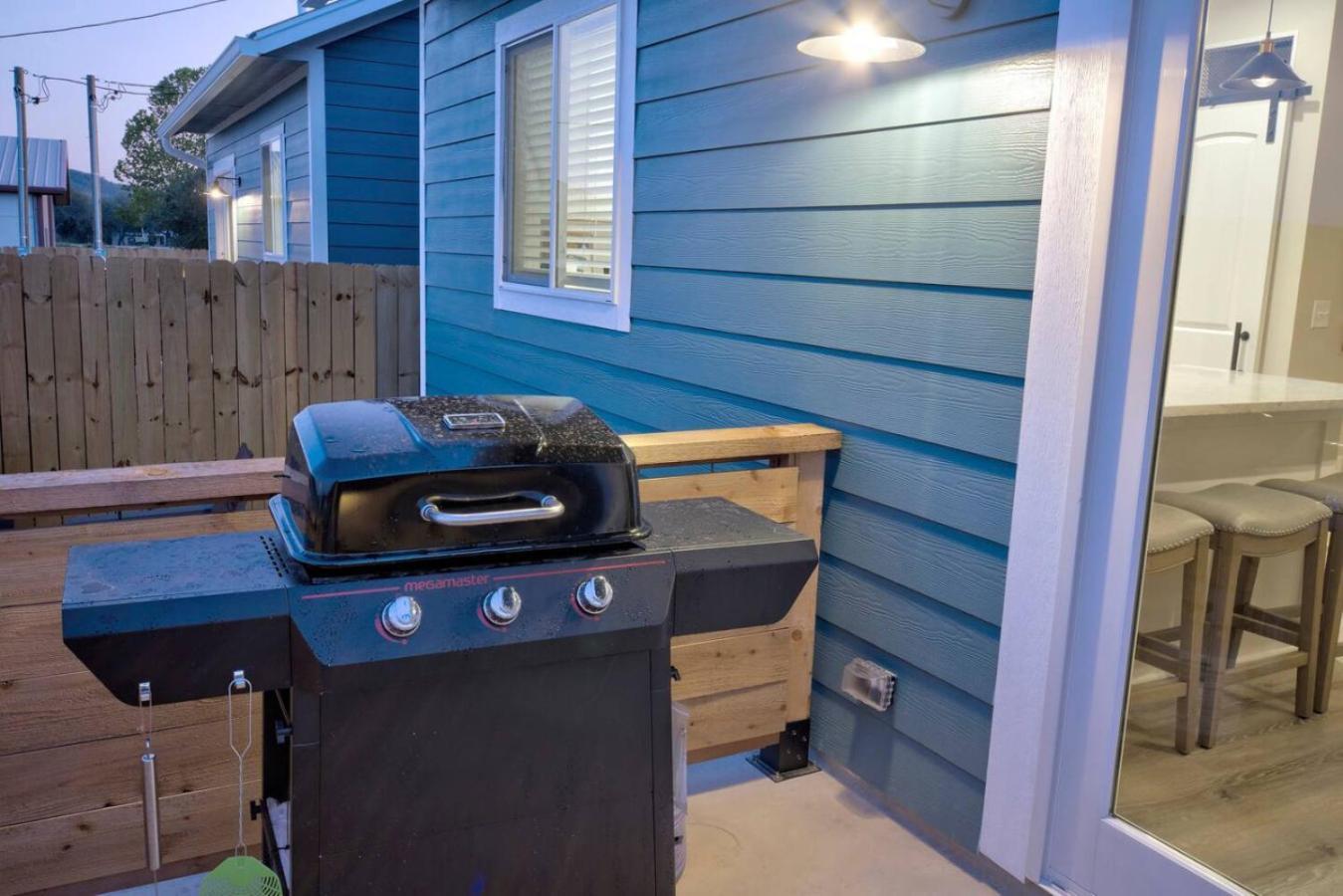 The Lodge At Little Ranches Central Sleeps 26 Wimberley Eksteriør billede